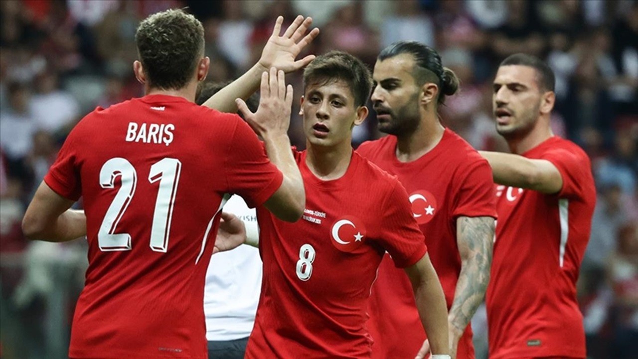 Arda Güler'in Asisti ve Aktürkoğlu'nun Golleri: Türkiye'nin Dünya Kupası Zaferi!
