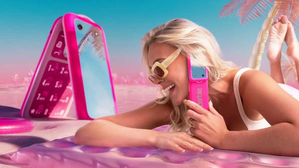 HMD Barbie Telefonu Pembe Modeli